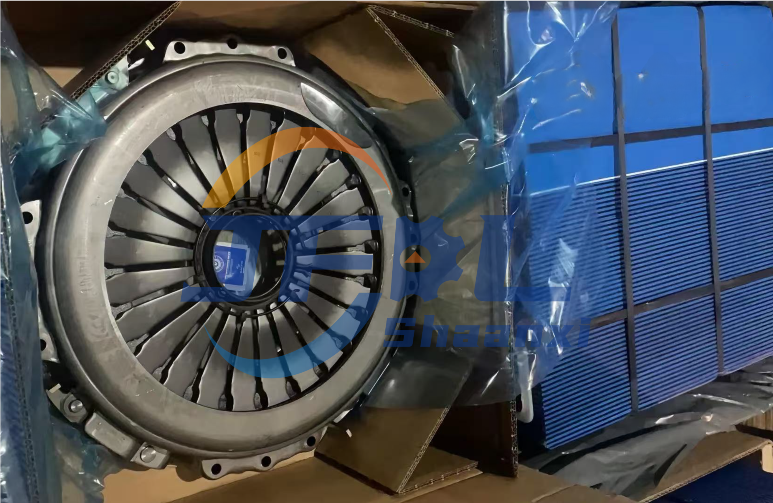 El kit de embrague de piezas de sistemas de transmisi&oacute;n de camiones Shacman, Sinotruck y FAW para camiones pesados ​​chinos y europeos se puede personalizar 